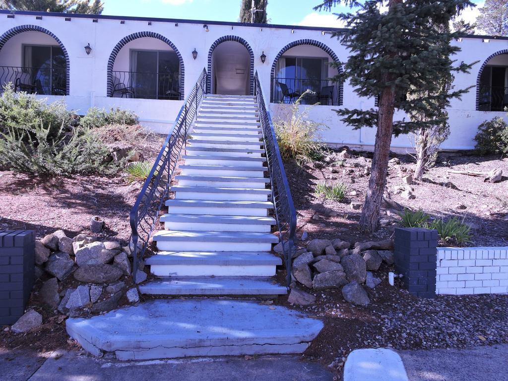 جيندابين Siesta Villa المظهر الخارجي الصورة