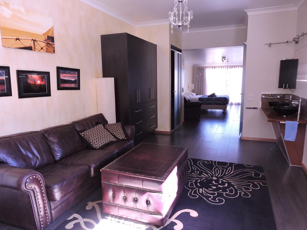 جيندابين Siesta Villa الغرفة الصورة
