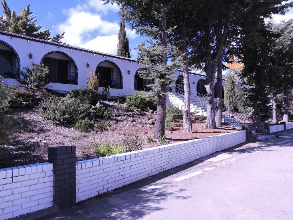 جيندابين Siesta Villa المظهر الخارجي الصورة