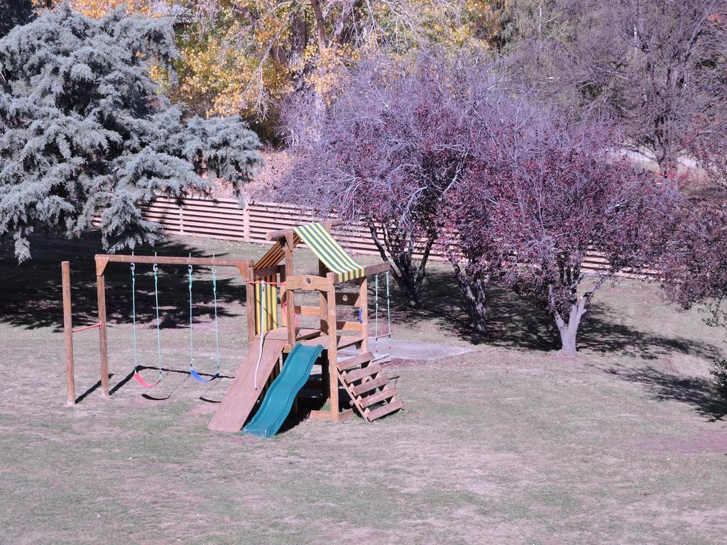 جيندابين Siesta Villa المظهر الخارجي الصورة